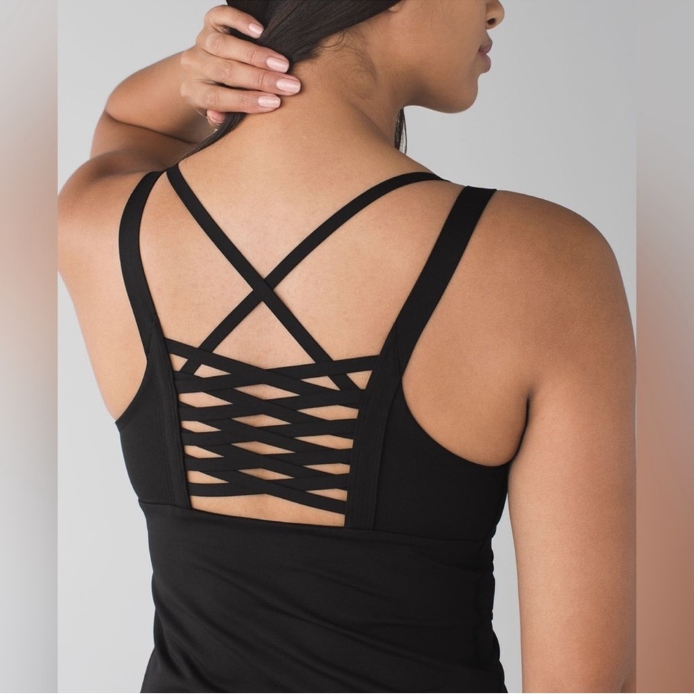 Lululemon hot top street tank SZ 4 - Picture 4 of 11